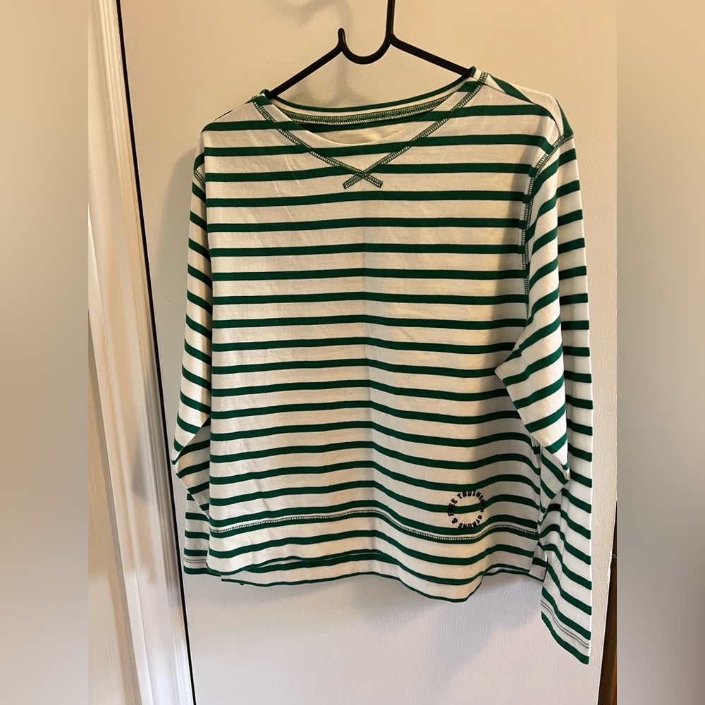 NWOT HB Stripes Green and White Striped Long Sleeve Shirt